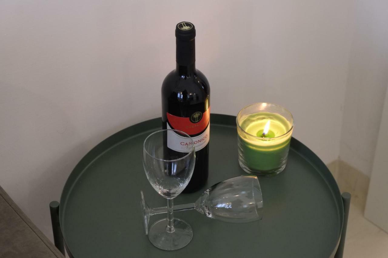 אוסטוני Via Ricasoli 8 מראה חיצוני תמונה